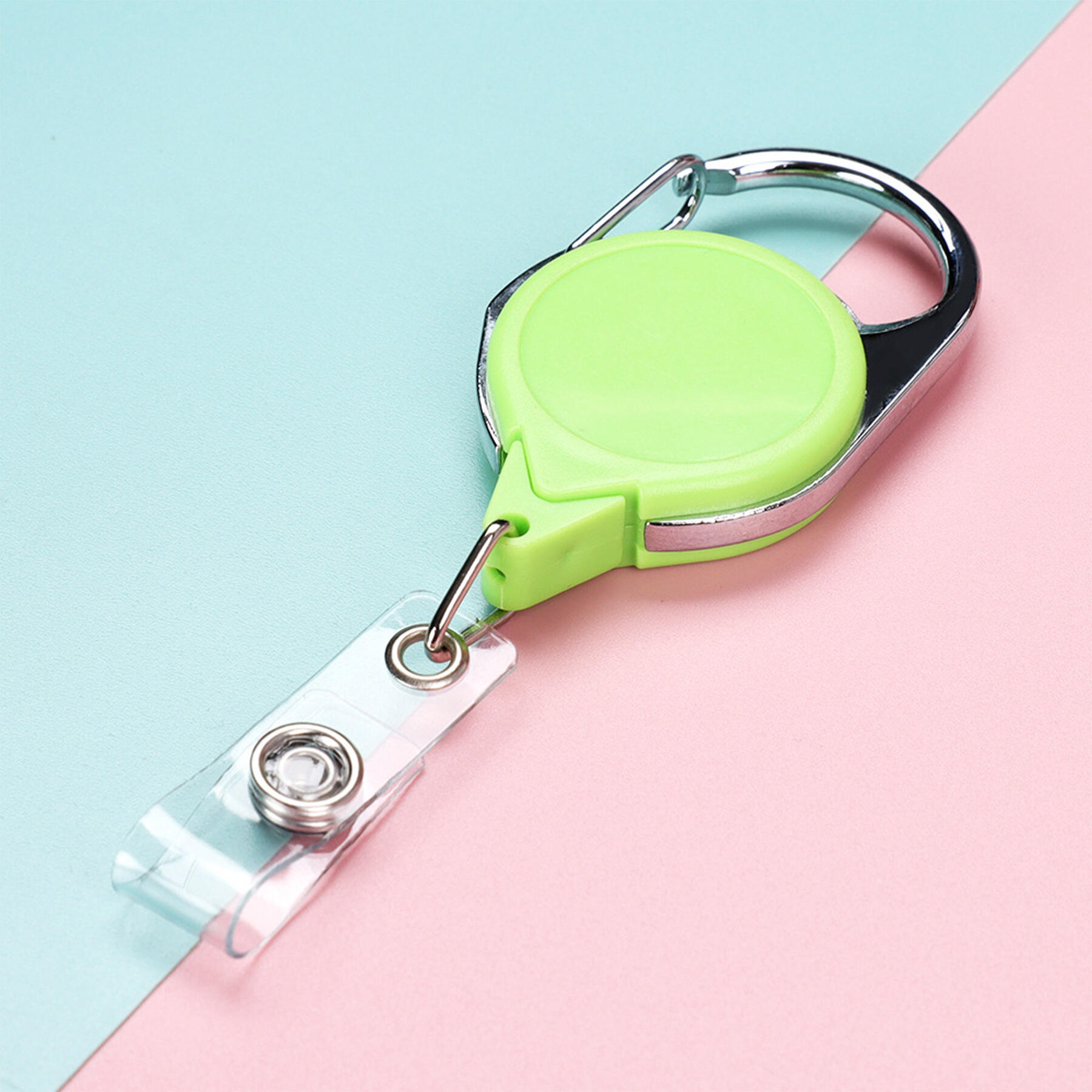 Twist-Free Carabiner Badge Holder