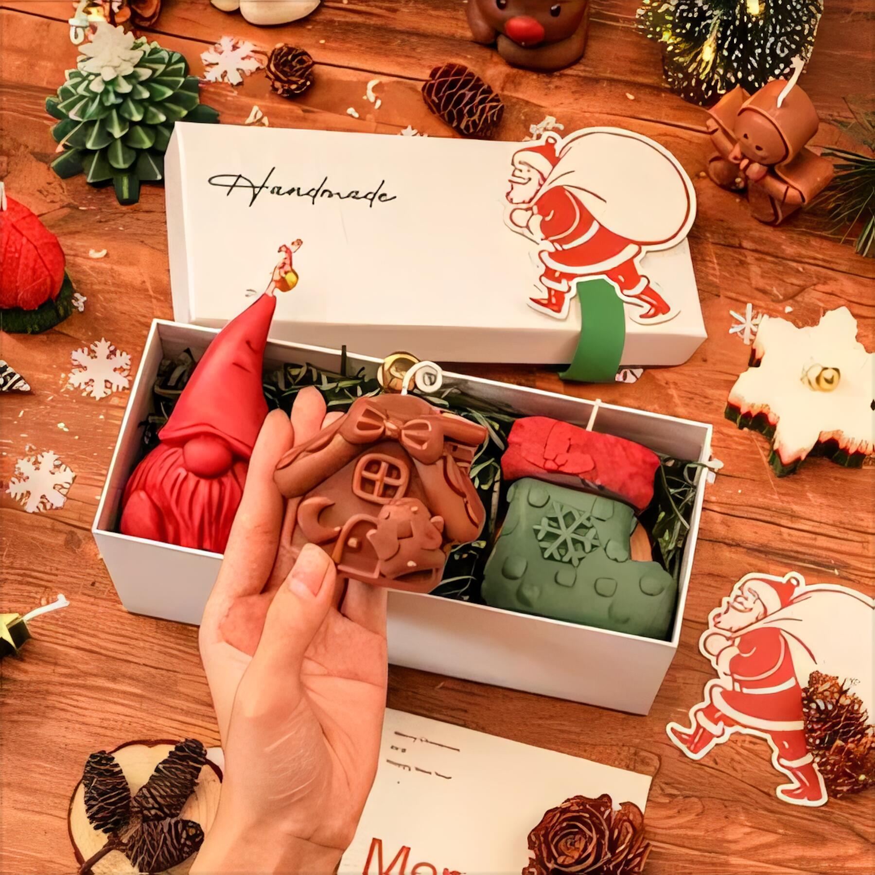 Handmade Holiday Scented Candle Set